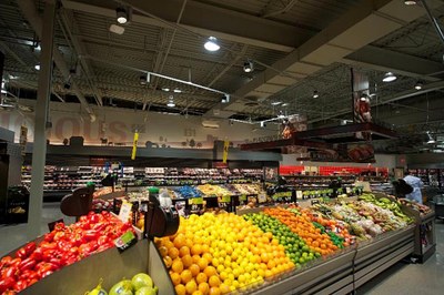 Xicato's Vibrant Series light in LETO luminaires highlight the naturally vivid colors of fruits and vegetables
